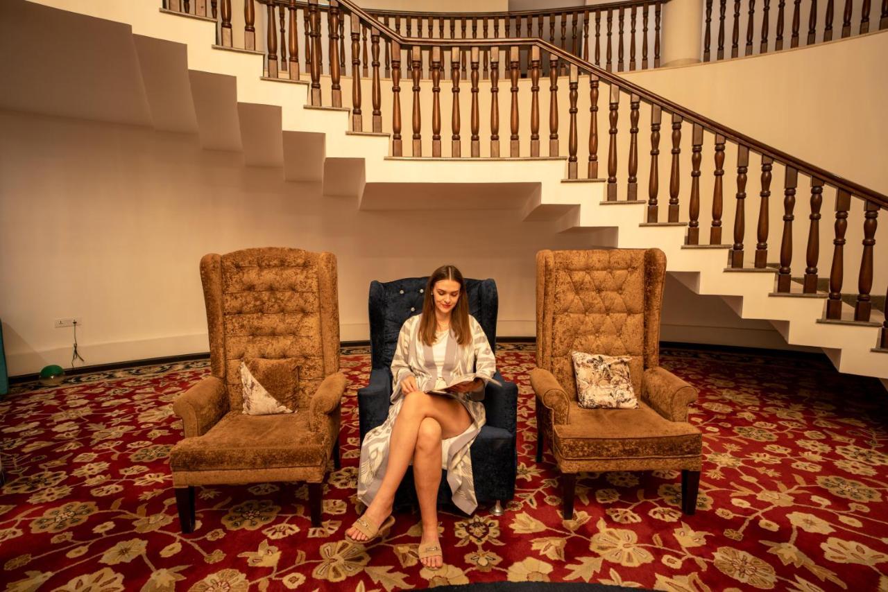 Spectrum Resort, Spa & Residences Udaipur Bagian luar foto
